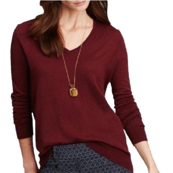 Ann Taylor LOFT Wool Cashmere Burgundy Blend V-Neck Sweater Small - Picture 2 of 6